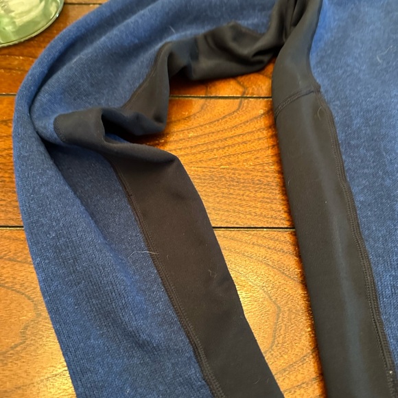 Vintage Patagonia Blue Zip Up With Pockets Fleece Sweatshirt - Picture 4 of 5